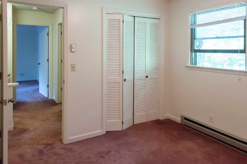 Wickham Square Holton Mountain Rentals