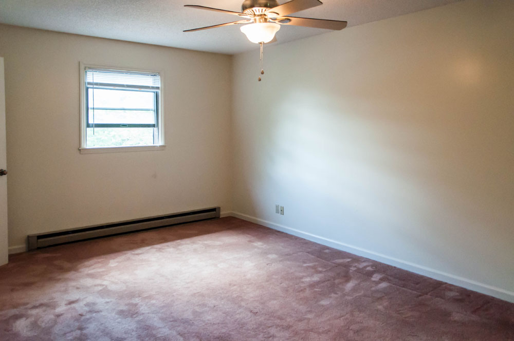 Wickham Square Holton Mountain Rentals