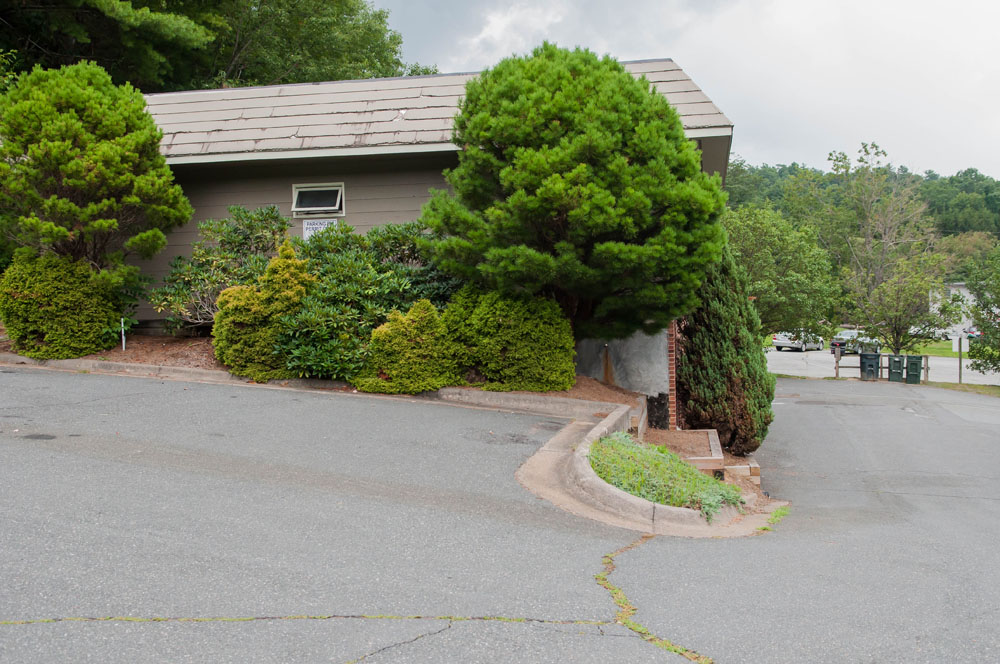 Lester Apts (1 Bedroom) Holton Mountain Rentals