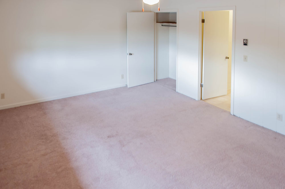 Lester Apts (1 Bedroom) Holton Mountain Rentals